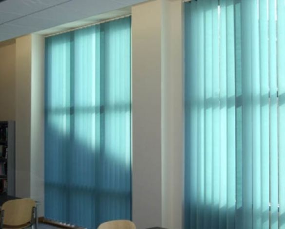 decor 150 Vertical Blinds