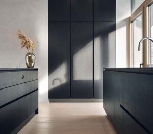 Product: PerfectSense Lacquered Chipboard