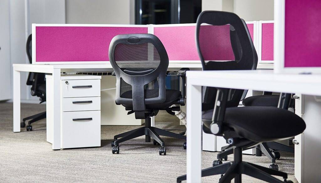Product: Mesa - 120 Degree 6 User Workstation Cluster