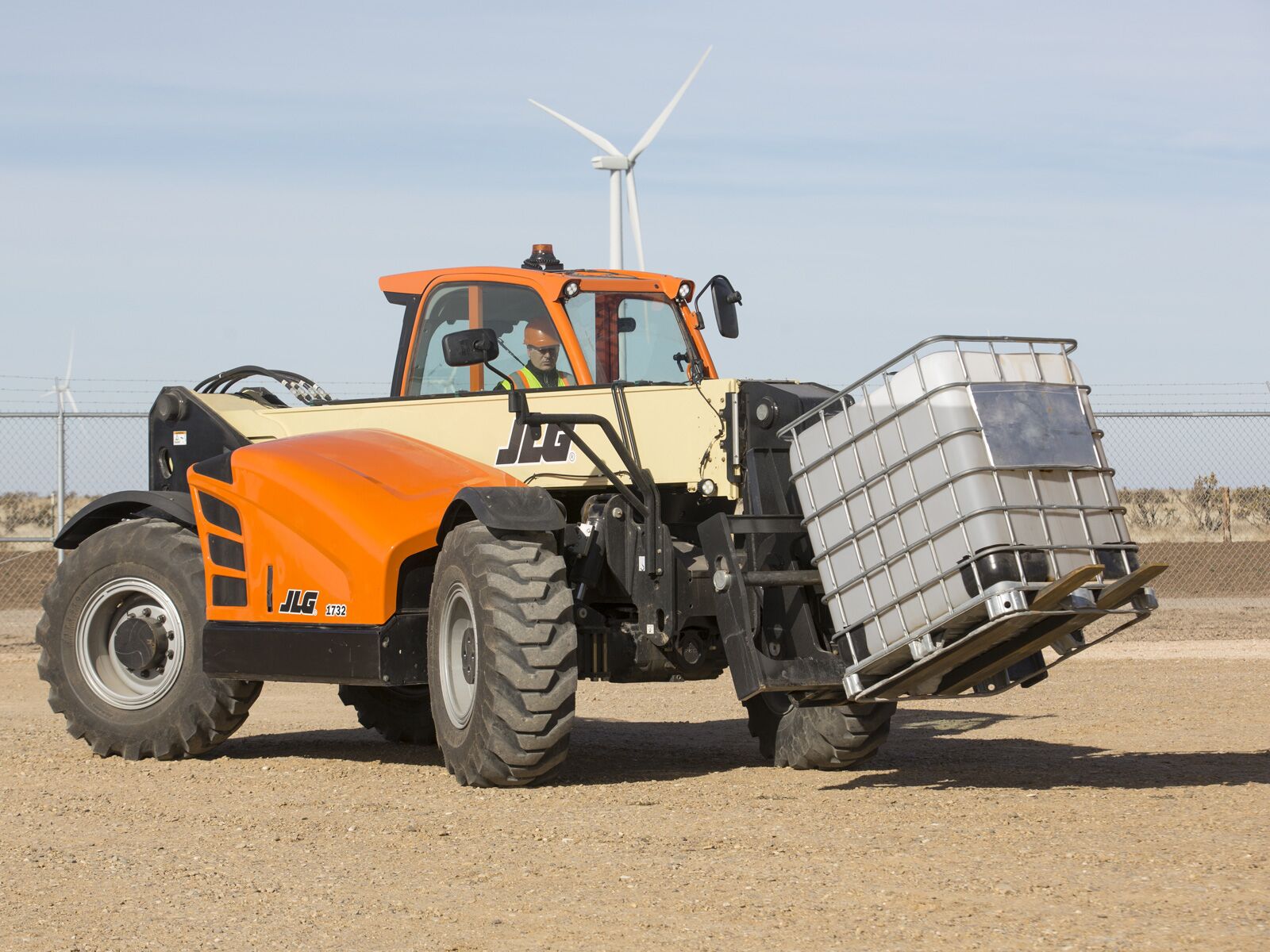 Product: 1732 High Capacity / 8010H - JLG® Telehandler