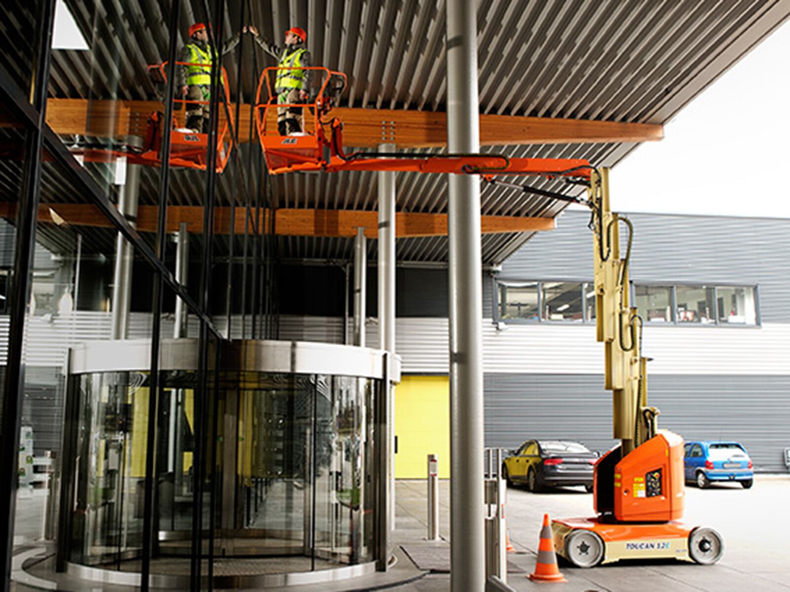 Product: T12E Plus - Toucan® Mast Boom Lift