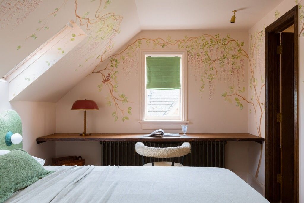 Castrads House of Pemberley Loft Bedroom