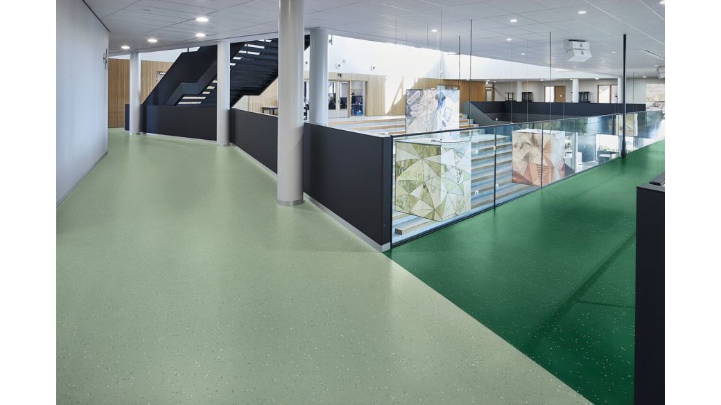 Sphera Energetic sheet vinyl flooring